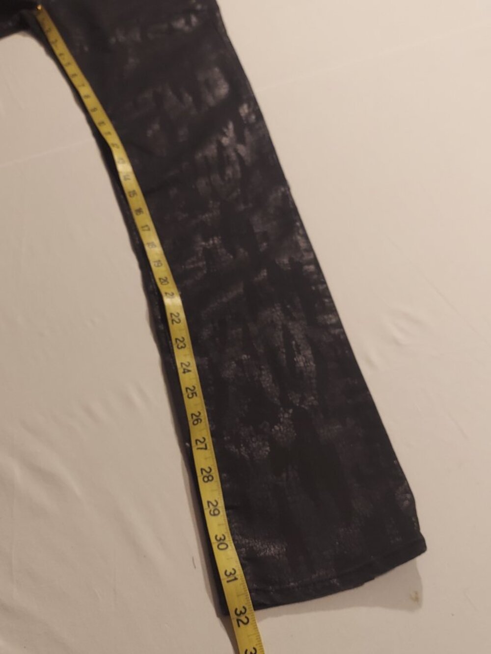 Rock & Republic Berlin Skinny Jeans Metallic Coated Black Women’s Size 6 - Picture 8 of 8